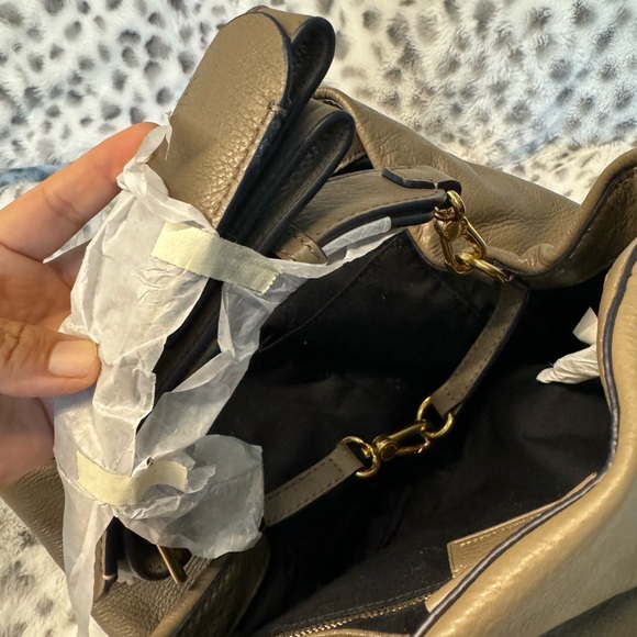 Marc Jacobs Q Fran Puma Taupe Italian Leather LG Shoulder Tote Bag - Picture 7 of 14